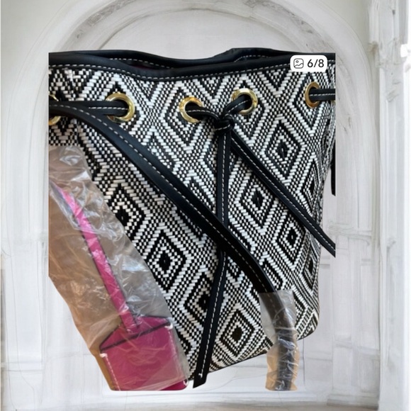 Black and White Aztec Diamond print Bucket Bag NEW in package! TODAY $35 - Picture 2 of 8